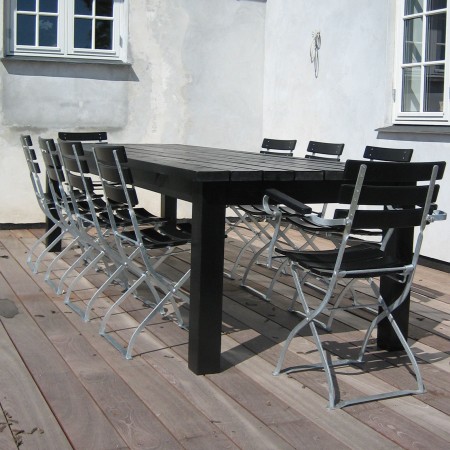 Haveborde og og havebænke i løbende meter : ) Hjemmelavet havebord